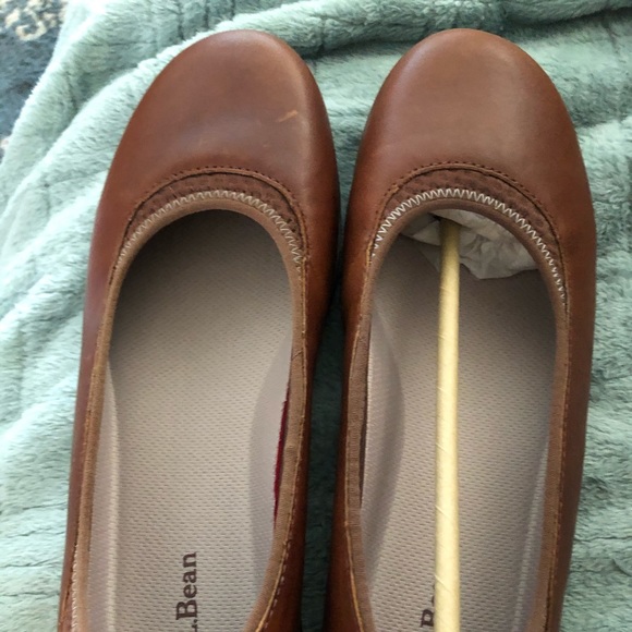 LL Bean Brown Leather slip-ons - Picture 2 of 2